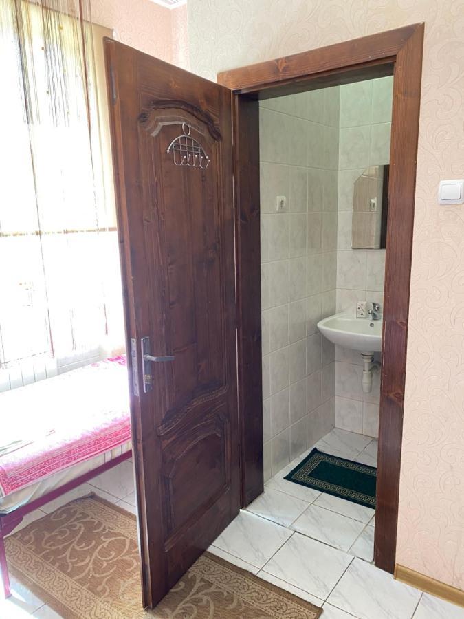 Centre Hostel Mukaçeve Dış mekan fotoğraf